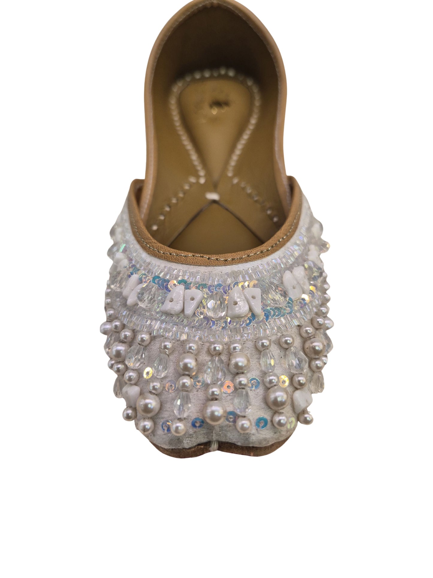 embalished heavy embrodery juttis pearl perfect