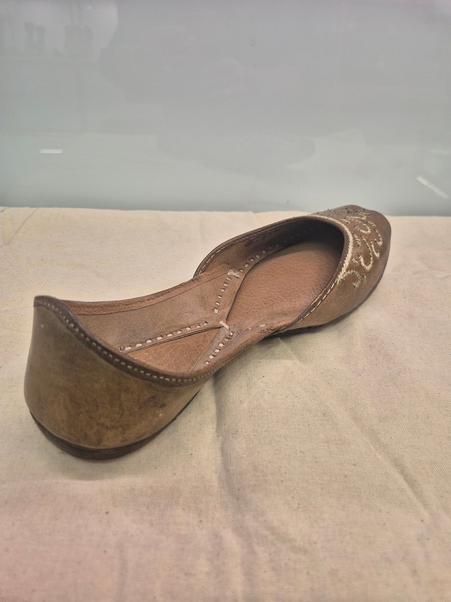 basic juttis - leather base gold thread embriodery