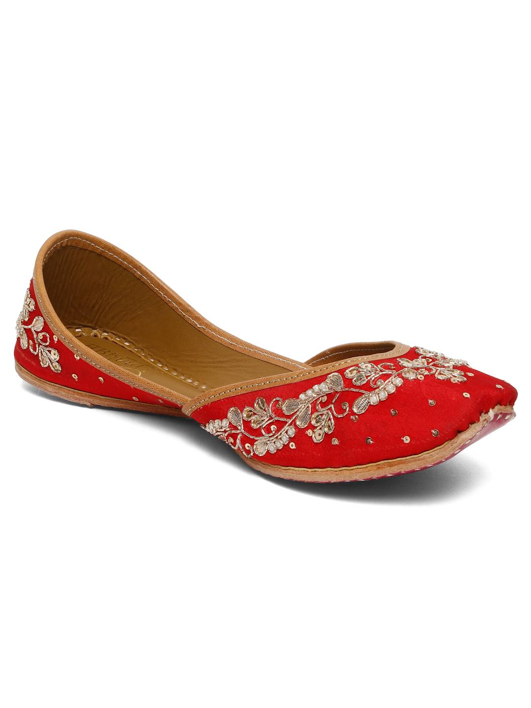 SCARLET EMBELLISHED JUTTI