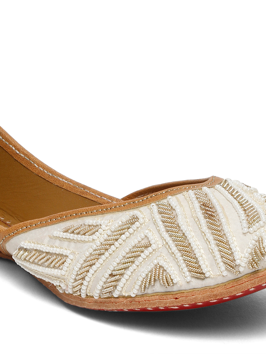 PEARL PALASH EMBELLISHED JUTTI