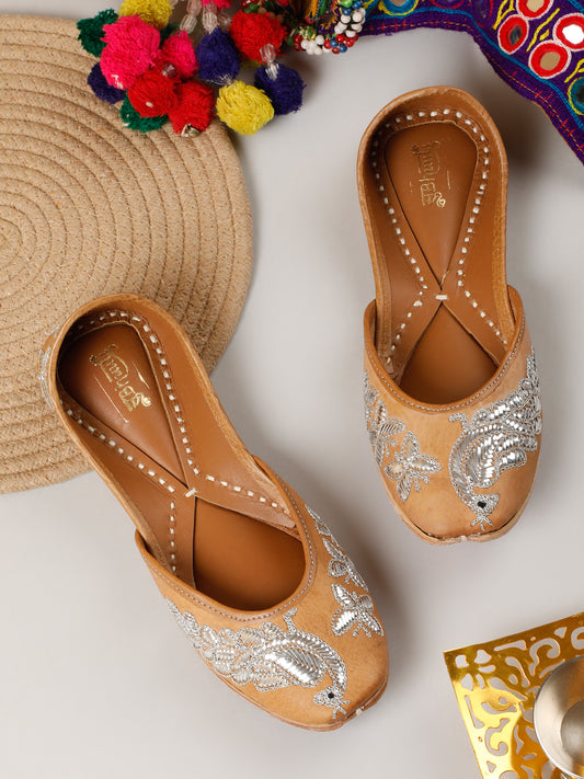 Muqaish Peacock Jutti