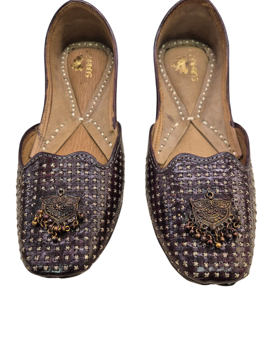 basic Wine colour jutti loafer wine